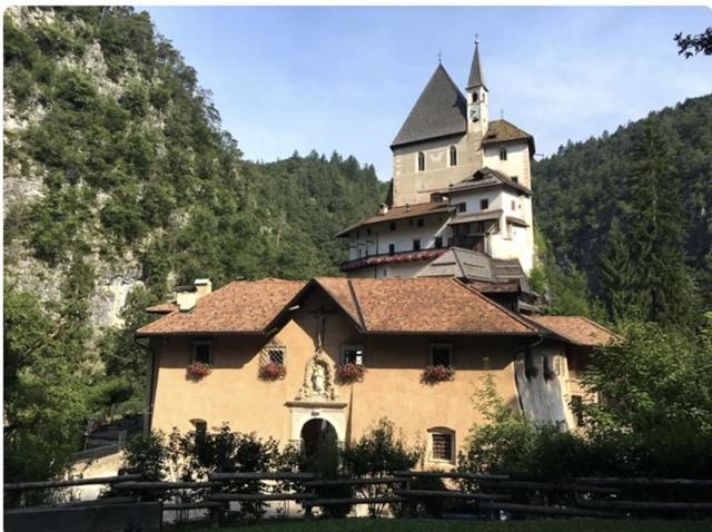 Appartamento Da Romina con parcheggio gratuito Sanzeno Esterno foto